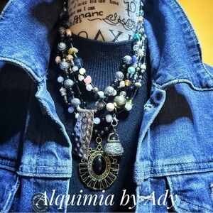 Beluga onyx pearls and Multicolor gemstones Beaded Necklace set